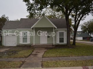 2745 Travis Ave, Fort Worth, TX 76110