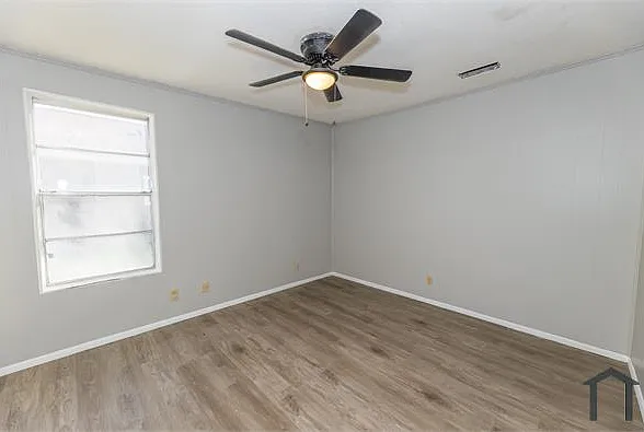 621 Collingswood Dr — Photo 11