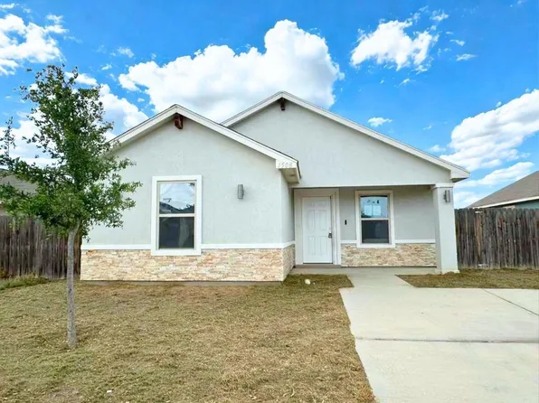 1508 Tesis Dr, Laredo, TX 78046