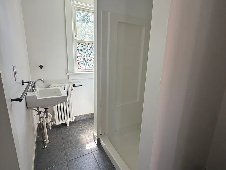 1102 Taylor Ave #4 — Photo 12