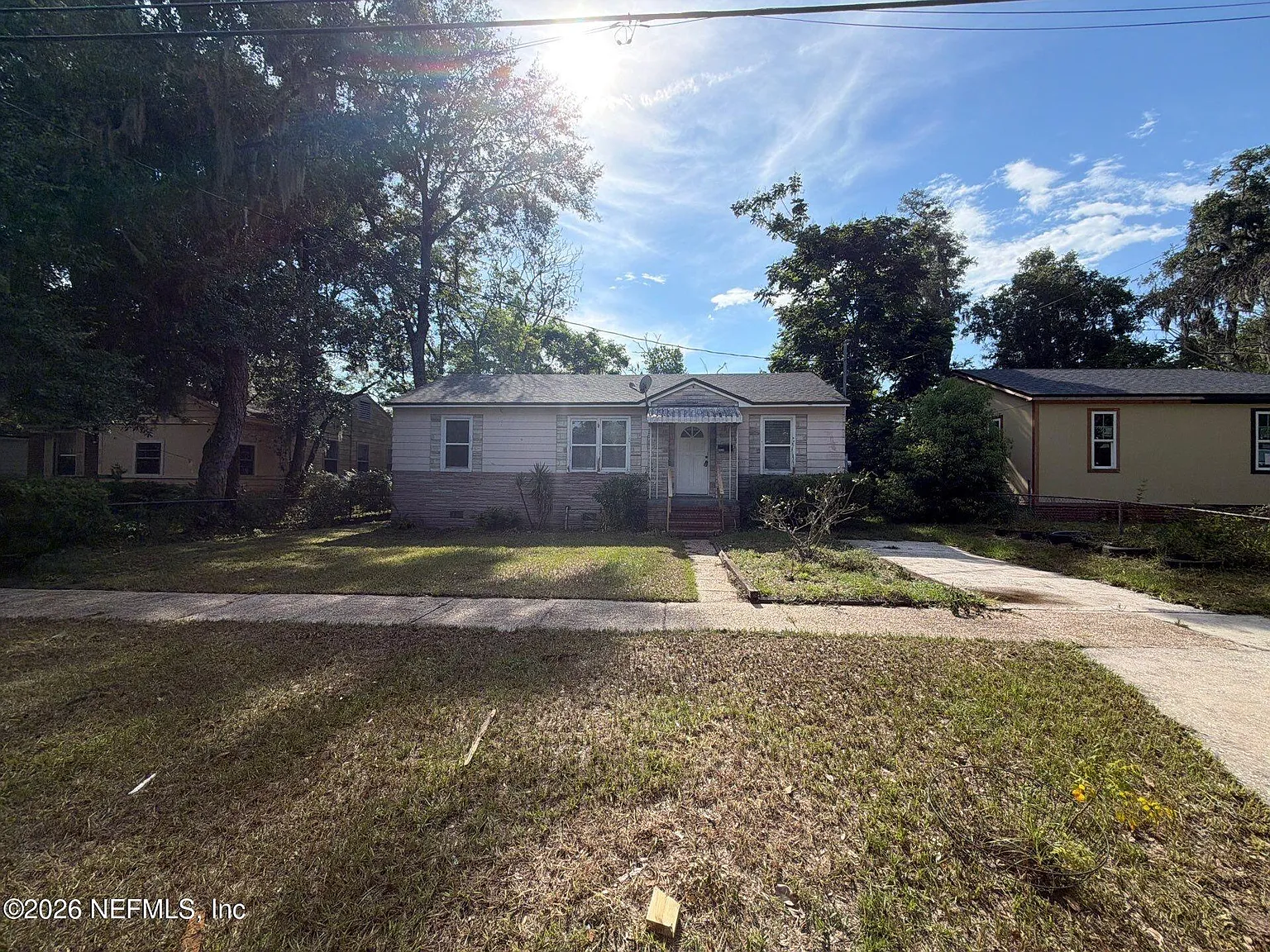 3 bed, 1.0 bath, 943 sqft, $1,295 — Photo 2