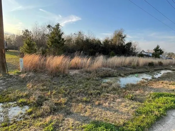 226 County Road 5117 LOT SANTA, Cleveland, TX 77327