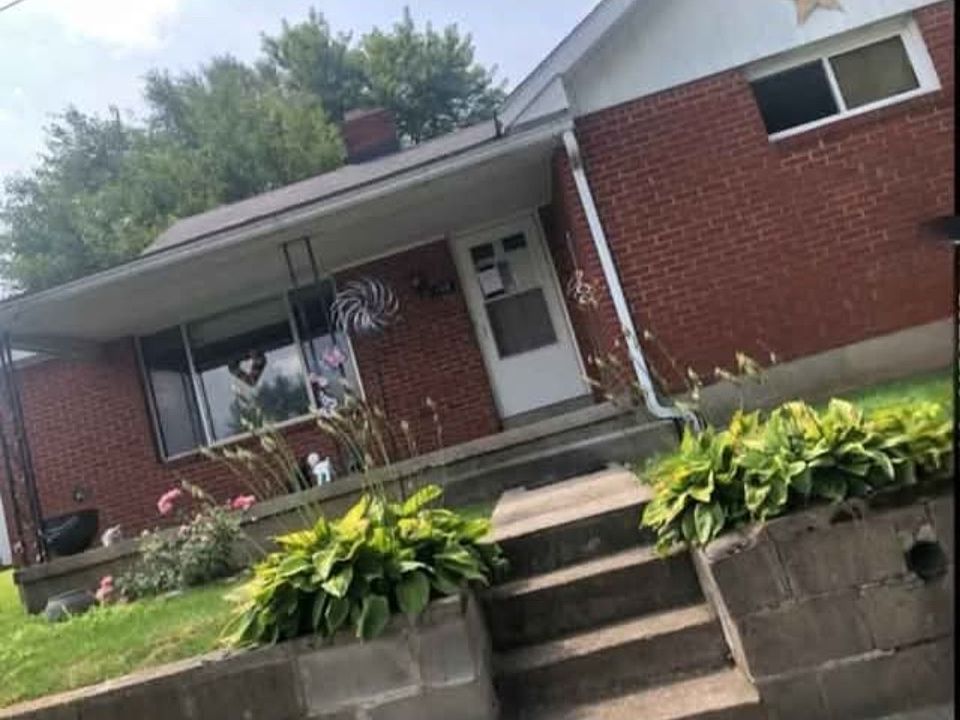 1st image of 119 Victory Ave