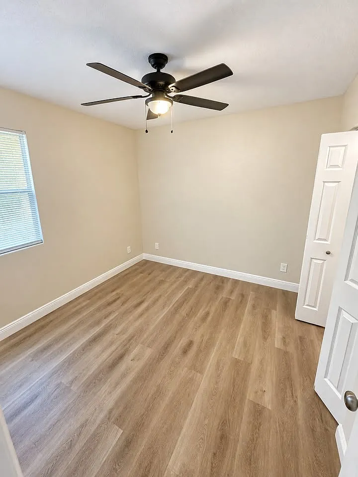 2 bed, 850 sqft, $1,375 — Photo 3