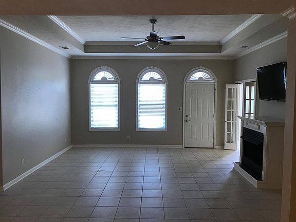 4th image of 8111 Wyntree Villas Dr