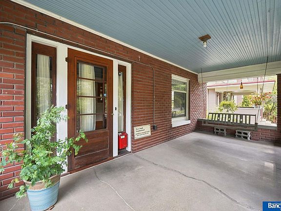 5th image of 1812 A St