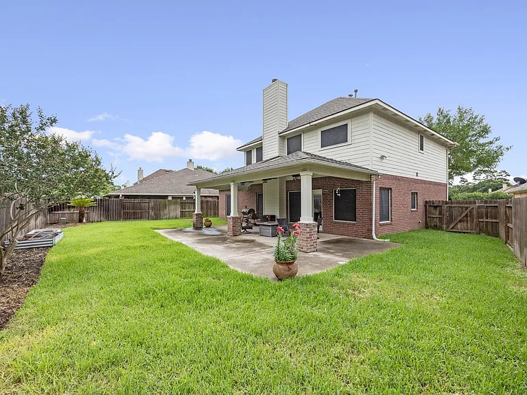 6118 Pine Lakes Dr — Photo 28