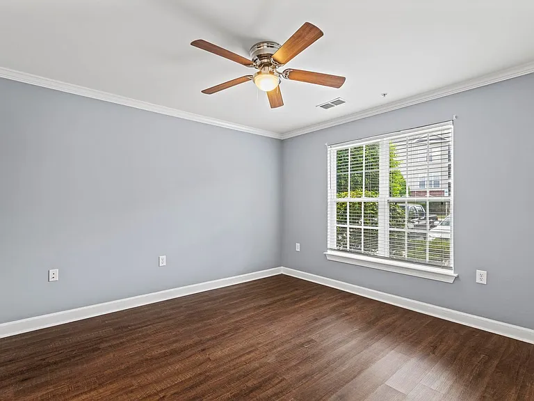 2820 Bloomfield Ln #107 — Photo 15