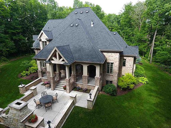 5th image of 7937 Ashwood Ct