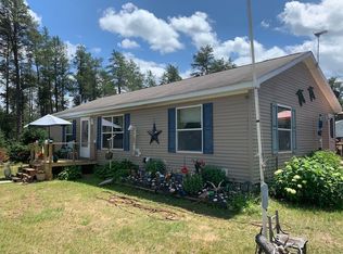5522 E Pinewood Dr, Roscommon, MI 48653