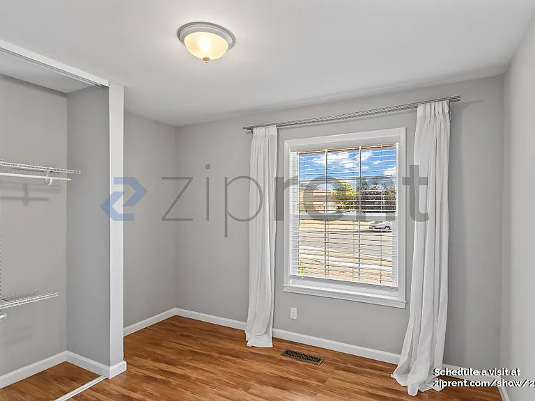 3686 Lightfare Ct — Photo 18