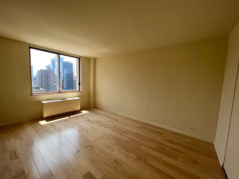 350 W 50th St #34C — Photo 7