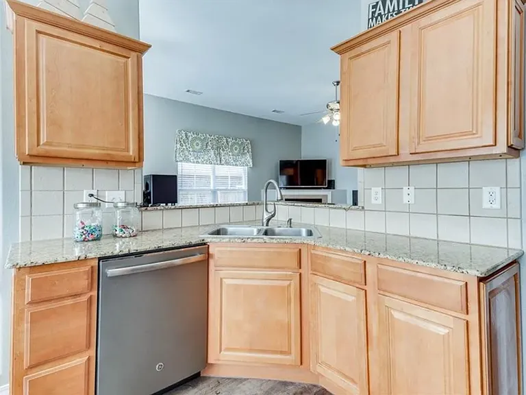 3105 Waterleaf Ave — Photo 7