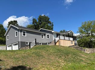 73 Hillcrest Dr, Montoursville, PA 17754