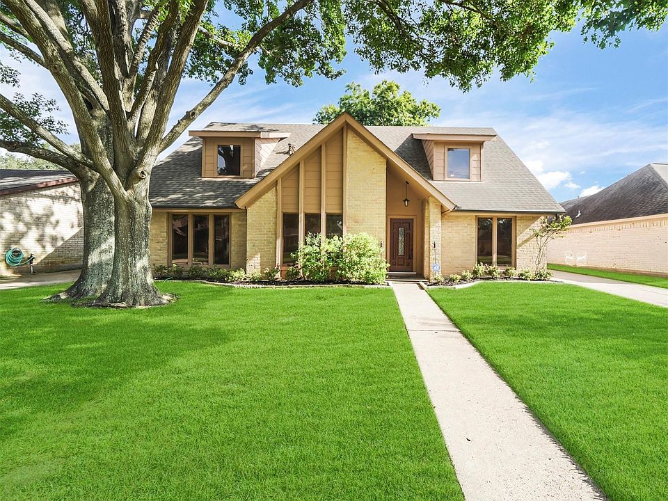 1st image of 21134 Park York Dr