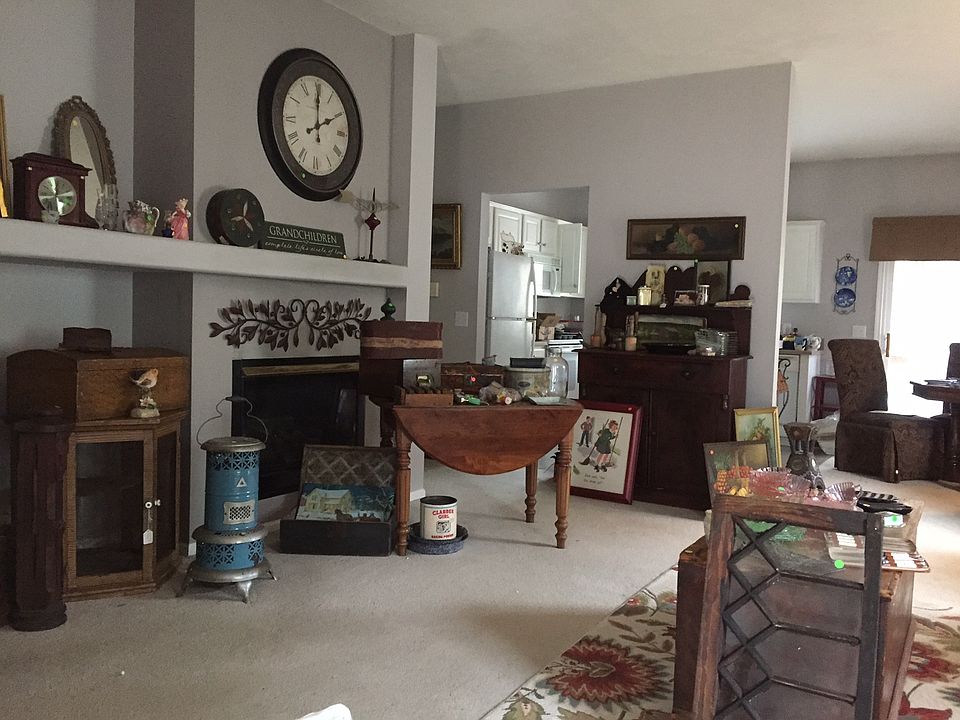 1st image of 4322 S 179th St