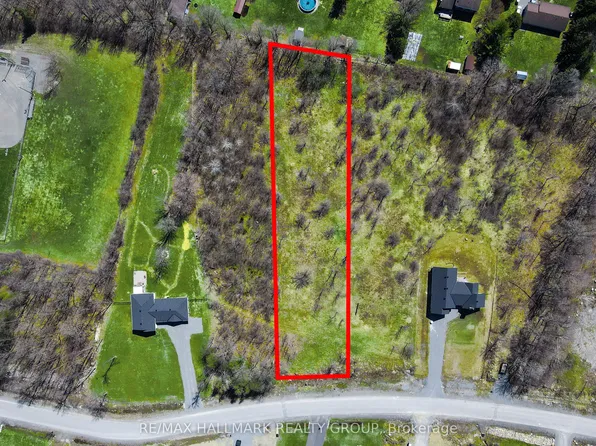 1725 Metcalfe Farm Dr, Ottawa, ON K0A 2P0
