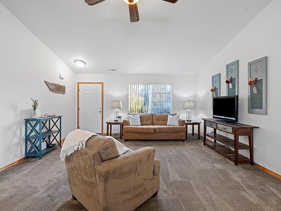5th image of 4901 Seville Dr