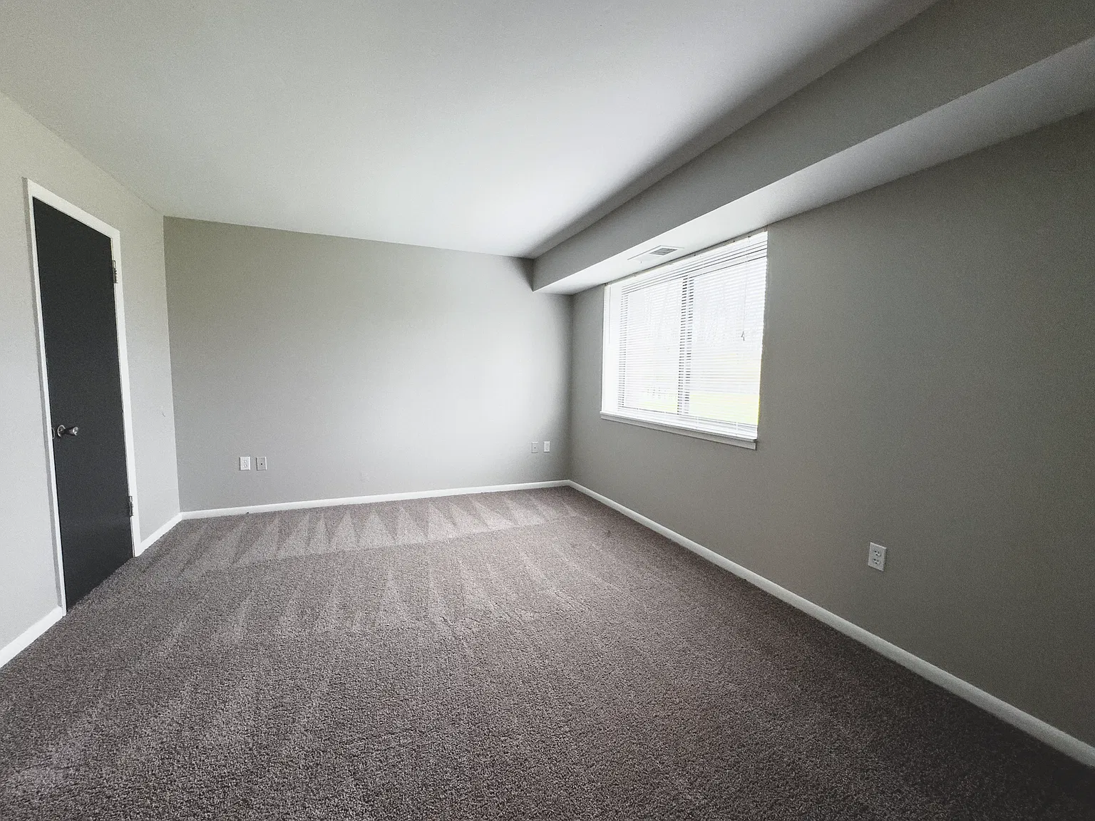 Riverwind at Chatham Park Drive — Photo 4