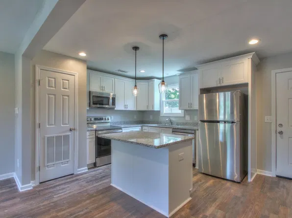 786 Garrison Dr, Nashville, TN 37207