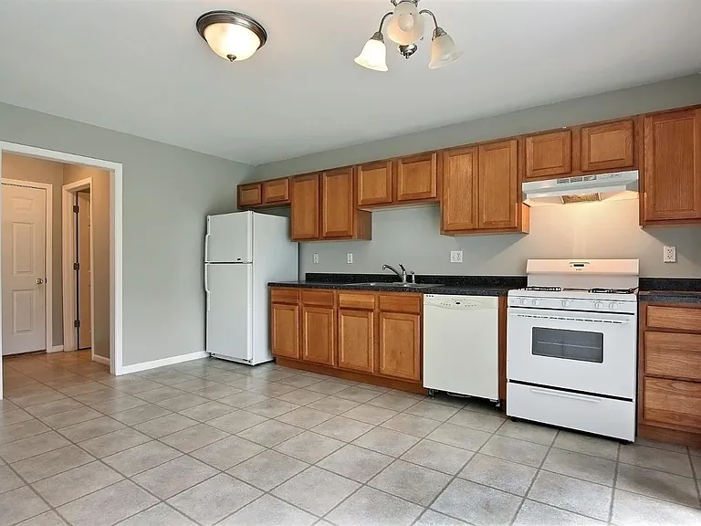 1200 Emma Ct — Photo 9