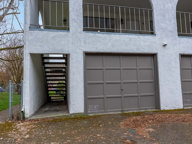 2406 N St NE #D — Photo 18