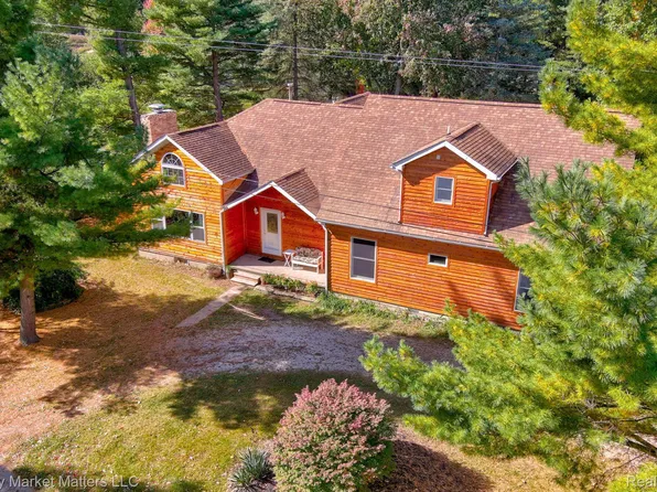 1831 Roods Lake Rd, Lapeer, MI 48446