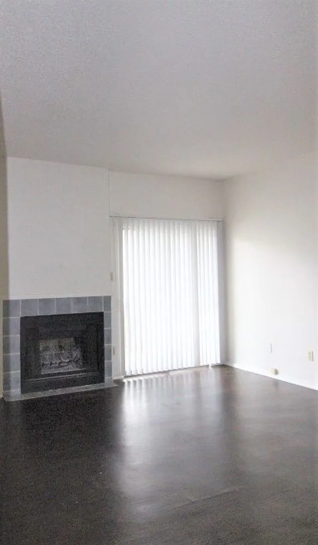 Edgecreek Condo — Photo 3