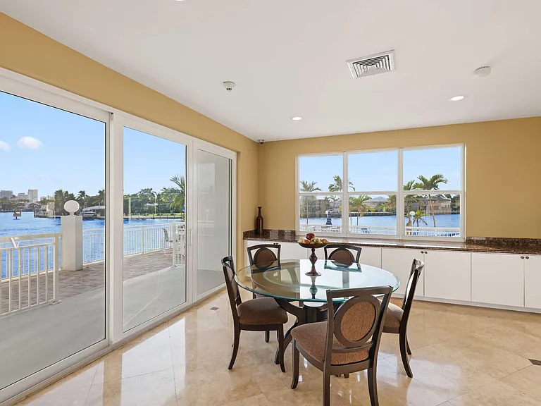 511 Bayshore Dr #401 — Photo 36