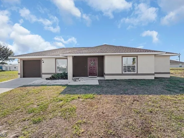 9016 Meadow Cir, Labelle, FL 33935