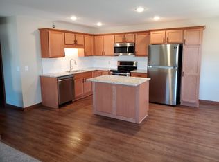 3220 Gateway - Unit B, Eau Claire, WI 54701