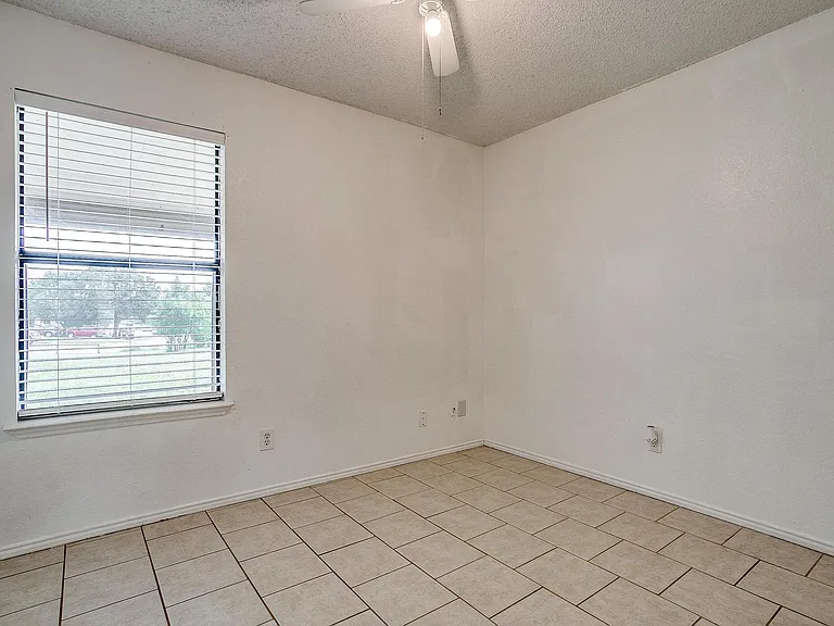 1009 W 4th St #1011 — Photo 19