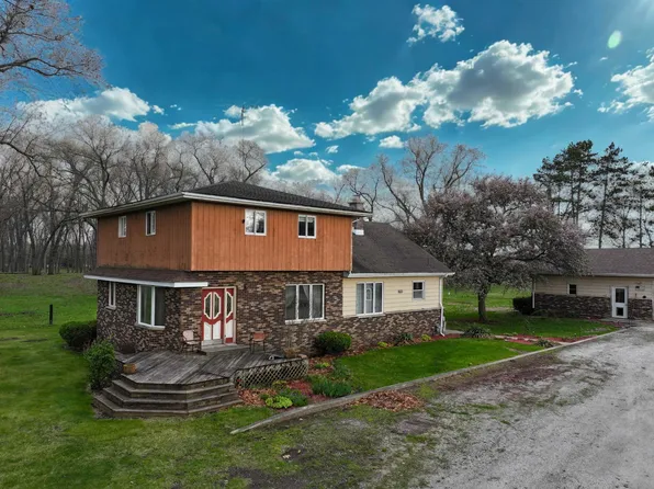 5110 W 400 N, Winamac, IN 46996
