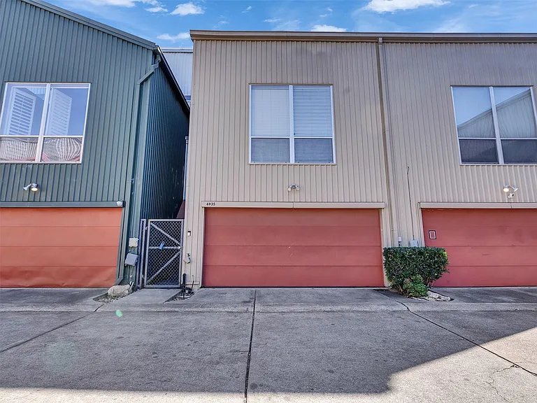 6935 Yellowstone Way Dr — Photo 37