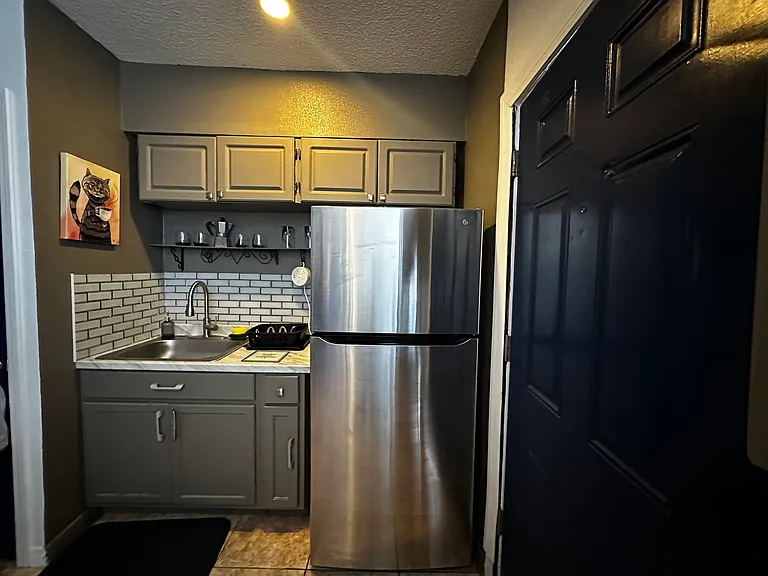 Olivewood Ct — Photo 5