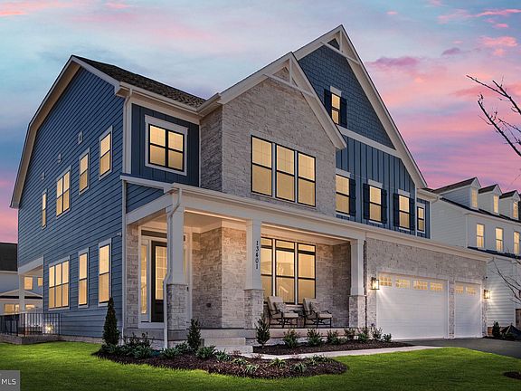 5th image of 2782 Lake Retreat Dr