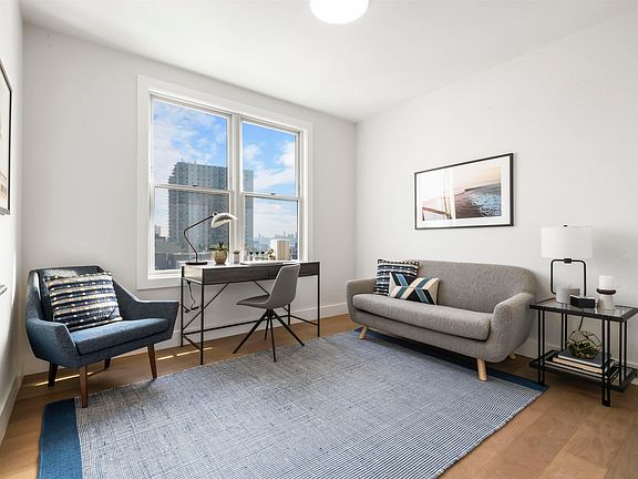 5th image of 620 Palisade Ave #302