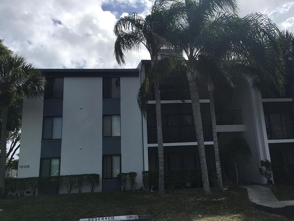 1st image of 1008 Green Pine Blvd APT A3