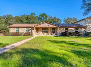 6590 Warren Rd, Milton, FL 32583