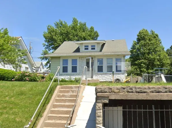 5421 S 23rd St, Omaha, NE 68107