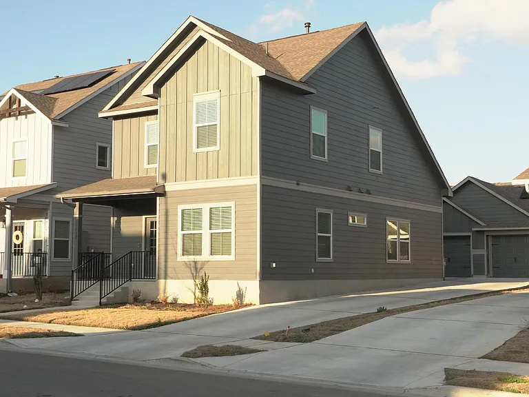 1432 Weatherford Ln — Photo 17