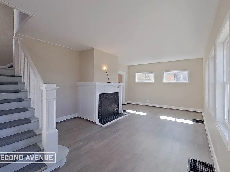 2526 Scioto Trl — Photo 2