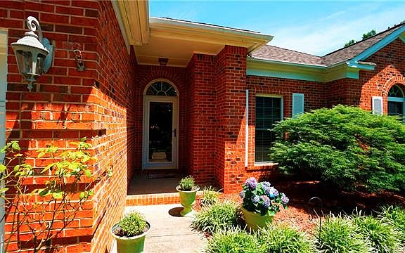 4th image of 102 Claremont Way