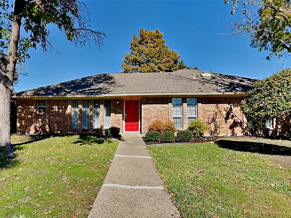 1929 Sussex Dr, Carrollton, TX 75007