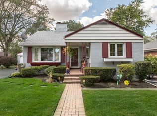 621 Oriole Ave, Park Ridge, IL 60068