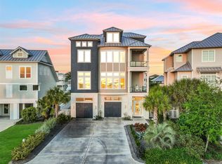 3430 Treasure Cir, Galveston, TX 77554