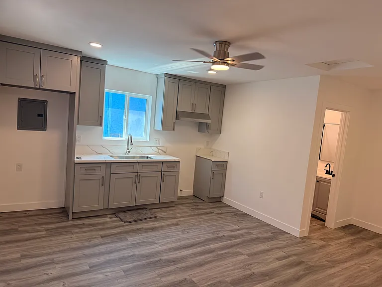 3006 Sequoia Dr — Photo 4