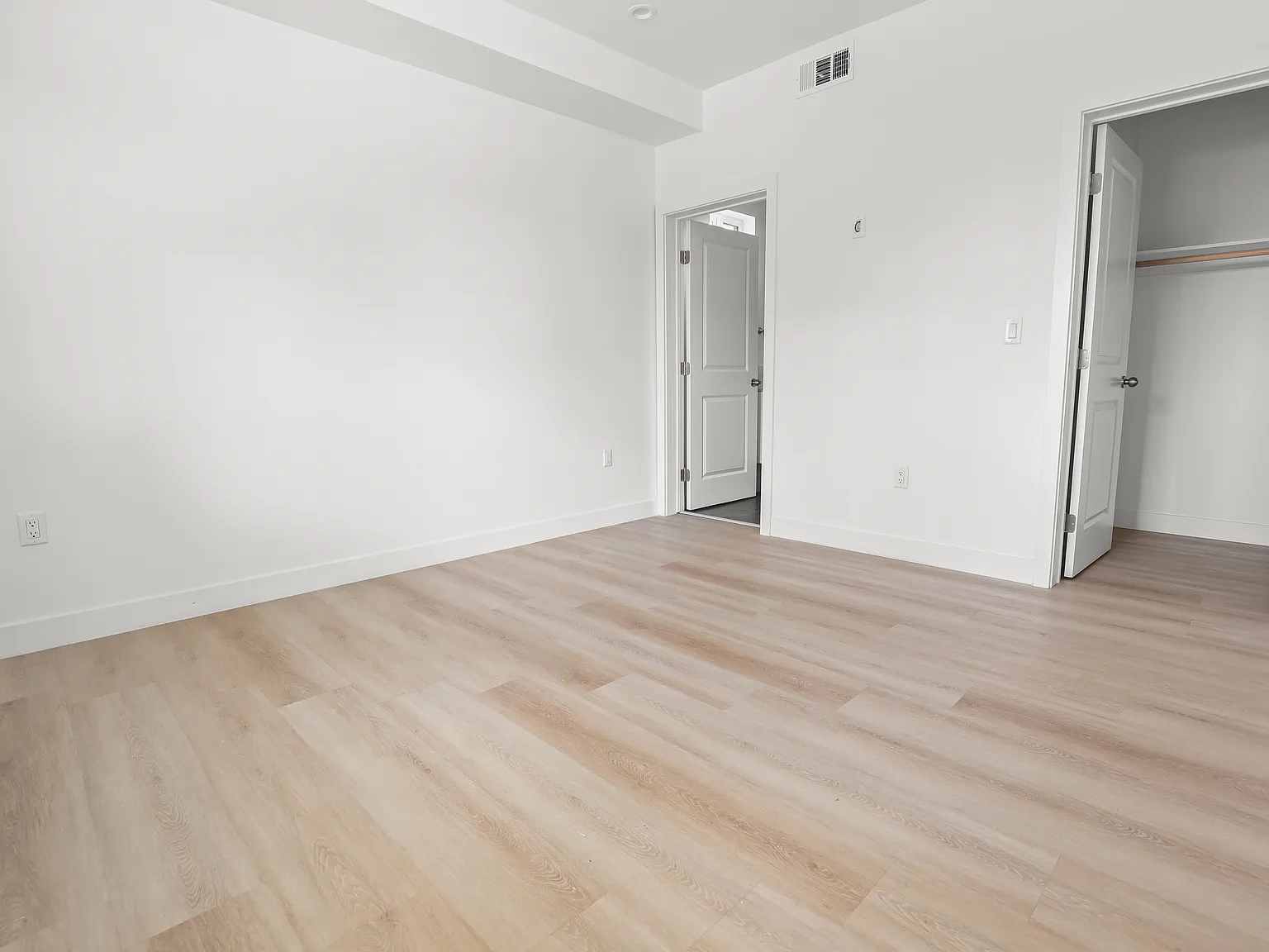 1 bed, 600 sqft, $1,925 — Photo 3