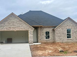 118 Darbonne St, Bossier City, LA 71112
