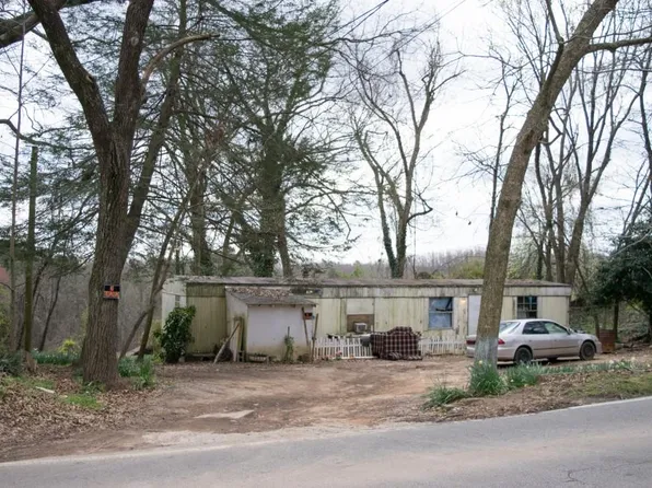 1288 E Ridge Rd, Gainesville, GA 30501